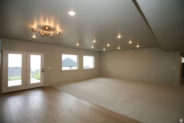 635 E MOUNTAIN RD, North Ogden, UT 84414