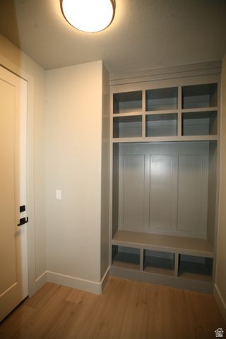 635 E MOUNTAIN RD, North Ogden, UT 84414