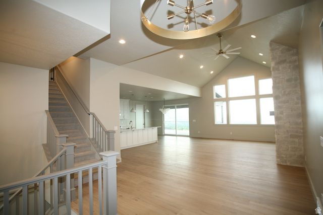 635 E MOUNTAIN RD, North Ogden, UT 84414