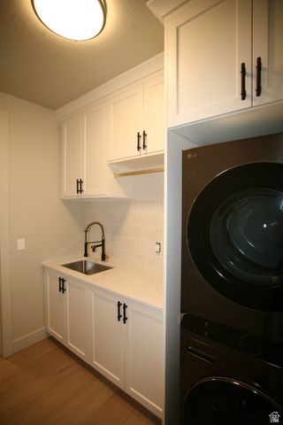 635 E MOUNTAIN RD, North Ogden, UT 84414
