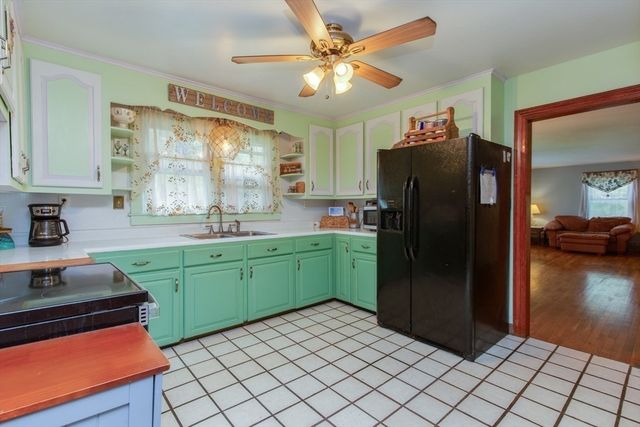 491 Mount Elam Rd, Fitchburg, MA 01420
