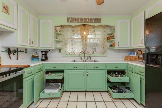 491 Mount Elam Rd, Fitchburg, MA 01420