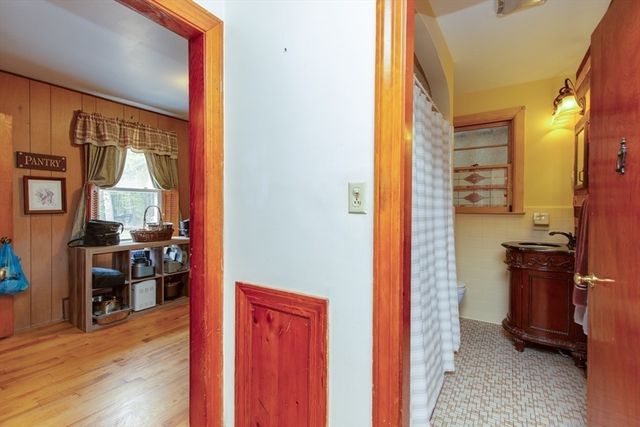 491 Mount Elam Rd, Fitchburg, MA 01420