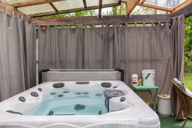 491 Mount Elam Rd, Fitchburg, MA 01420
