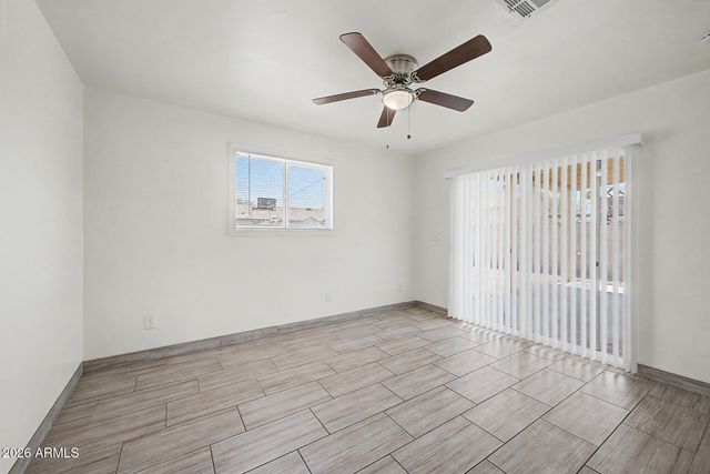8141 W INDIANOLA Avenue, Phoenix, AZ 85033
