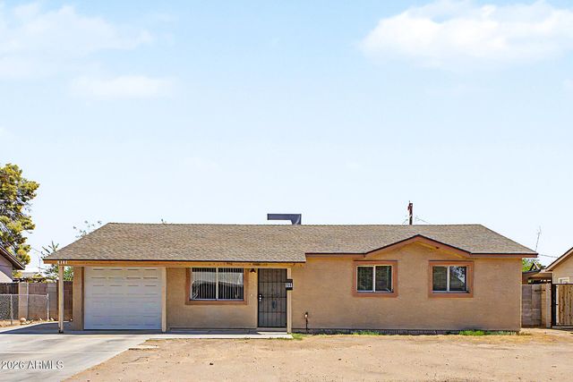 8141 W INDIANOLA Avenue, Phoenix, AZ 85033