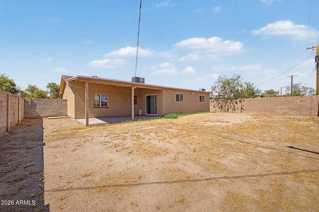 8141 W INDIANOLA Avenue, Phoenix, AZ 85033