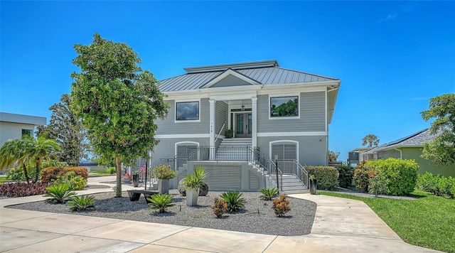 7418 WESTMORELAND DRIVE, Sarasota, FL 34243