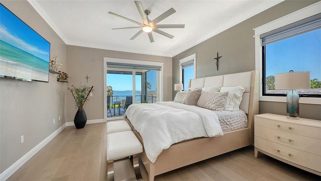 7418 WESTMORELAND DRIVE, Sarasota, FL 34243