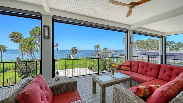 7418 WESTMORELAND DRIVE, Sarasota, FL 34243