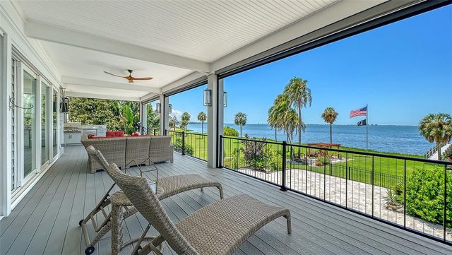 7418 WESTMORELAND DRIVE, Sarasota, FL 34243