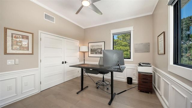 7418 WESTMORELAND DRIVE, Sarasota, FL 34243