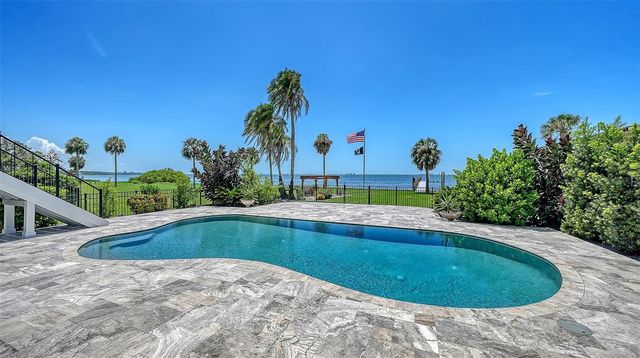 7418 WESTMORELAND DRIVE, Sarasota, FL 34243