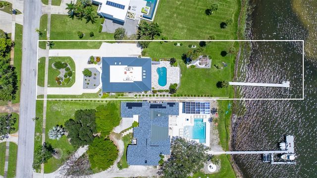 7418 WESTMORELAND DRIVE, Sarasota, FL 34243
