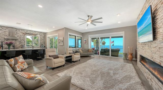7418 WESTMORELAND DRIVE, Sarasota, FL 34243