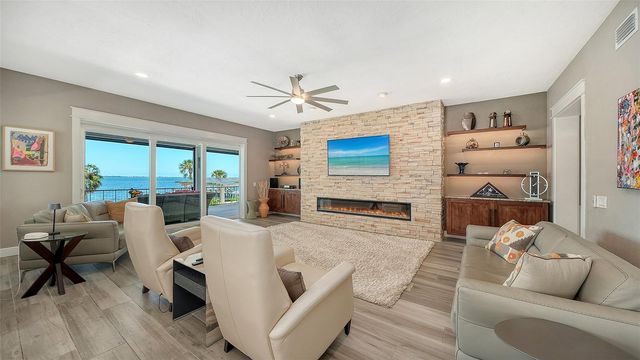 7418 WESTMORELAND DRIVE, Sarasota, FL 34243