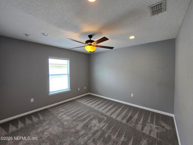 180 THORNLOE Drive, Jacksonville, FL 32259