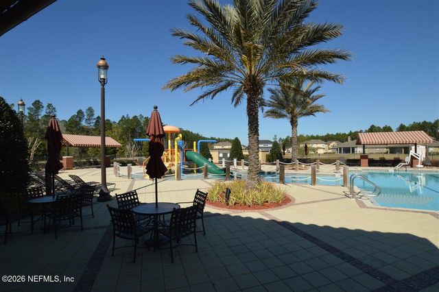 180 THORNLOE Drive, Jacksonville, FL 32259