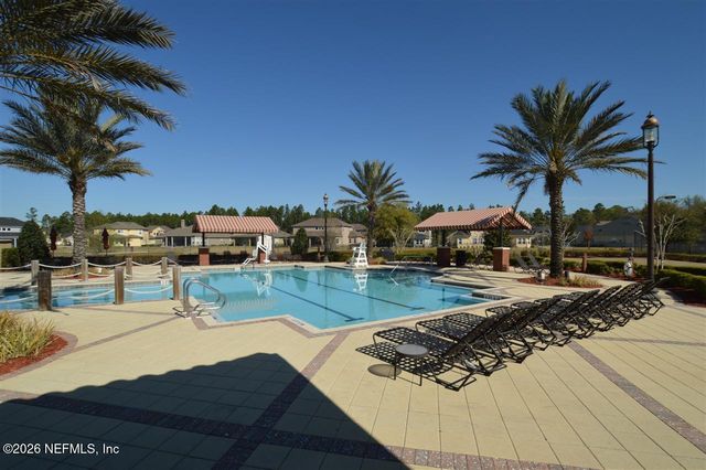 180 THORNLOE Drive, Jacksonville, FL 32259