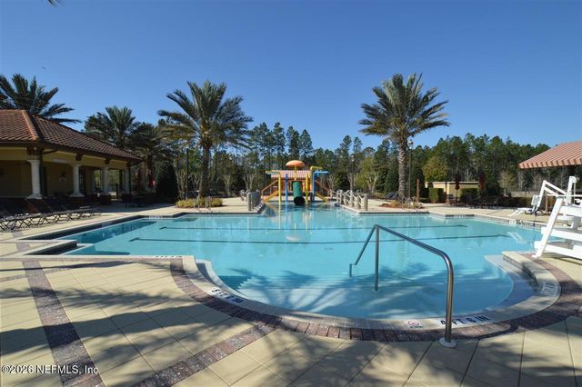 180 THORNLOE Drive, Jacksonville, FL 32259