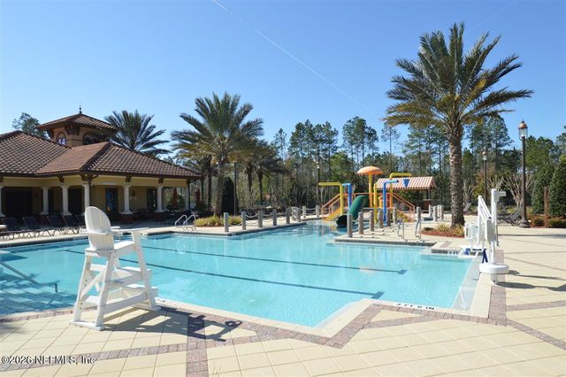 180 THORNLOE Drive, Jacksonville, FL 32259