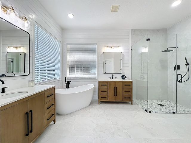 11474 CLAYMONT CIRCLE, Windermere, FL 34786