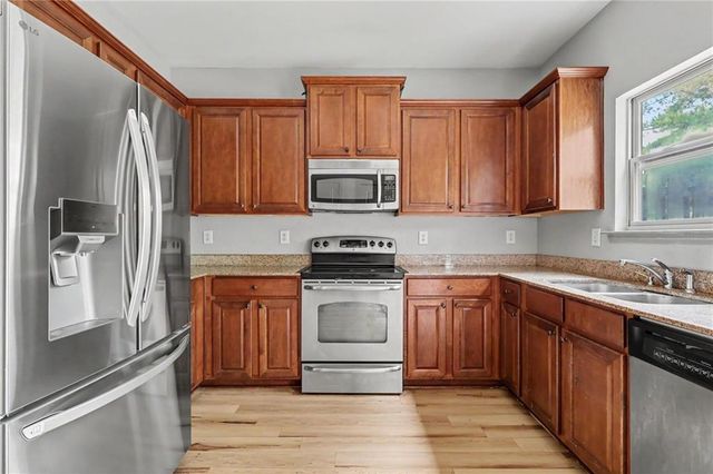 480 Tufton Trail SE, Atlanta, GA 30354