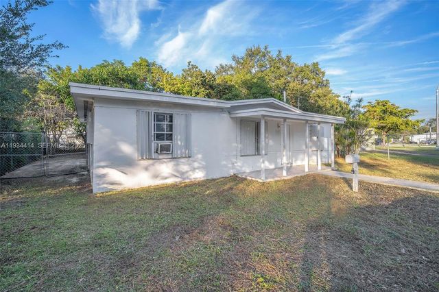 265 NW 135th, North Miami, FL 33168
