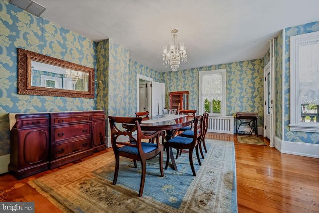 2552 NAAMANS CREEK RD, Marcus Hook, PA 19061