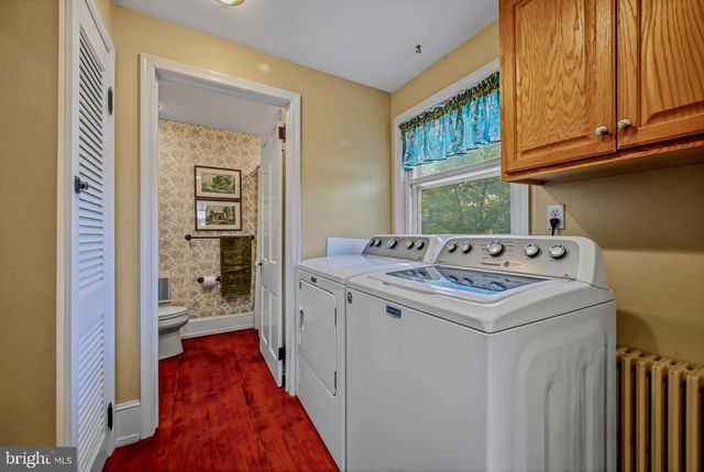 2552 NAAMANS CREEK RD, Marcus Hook, PA 19061