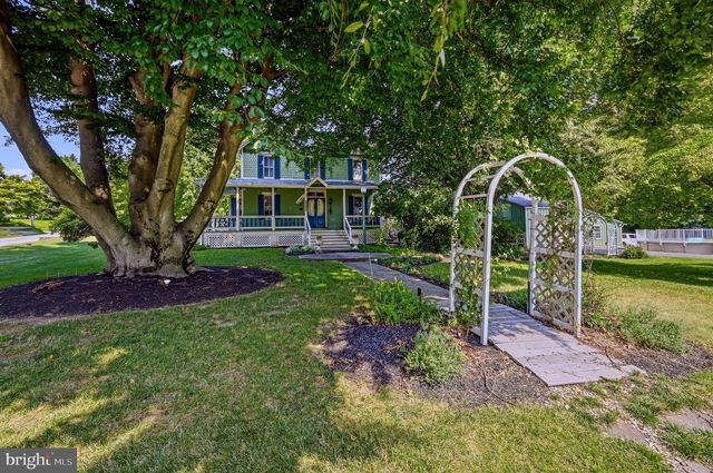 2552 NAAMANS CREEK RD, Marcus Hook, PA 19061
