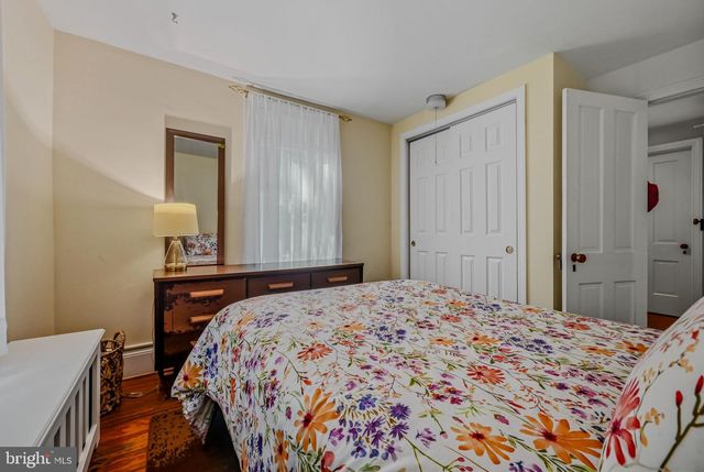 2552 NAAMANS CREEK RD, Marcus Hook, PA 19061