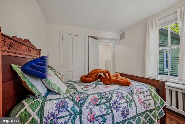 2552 NAAMANS CREEK RD, Marcus Hook, PA 19061