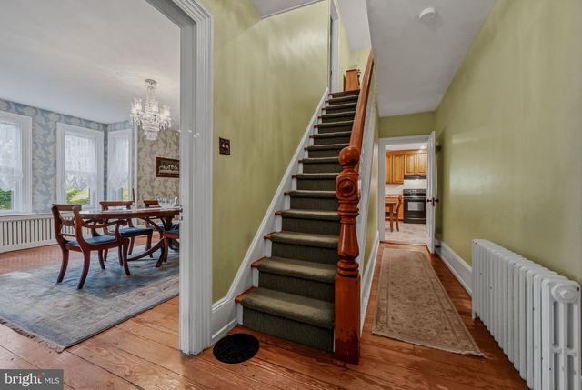 2552 NAAMANS CREEK RD, Marcus Hook, PA 19061