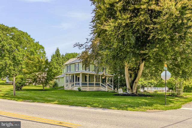 2552 NAAMANS CREEK RD, Marcus Hook, PA 19061