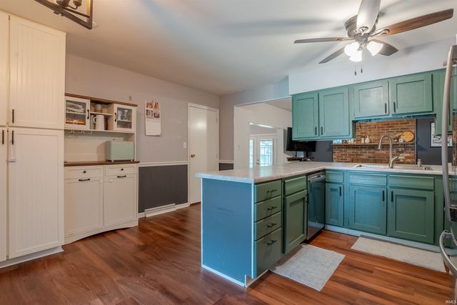 8388 Outer Lincoln Avenue, Newburgh, IN 47630