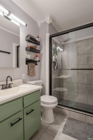 8388 Outer Lincoln Avenue, Newburgh, IN 47630