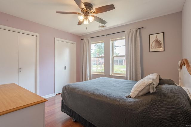 8388 Outer Lincoln Avenue, Newburgh, IN 47630
