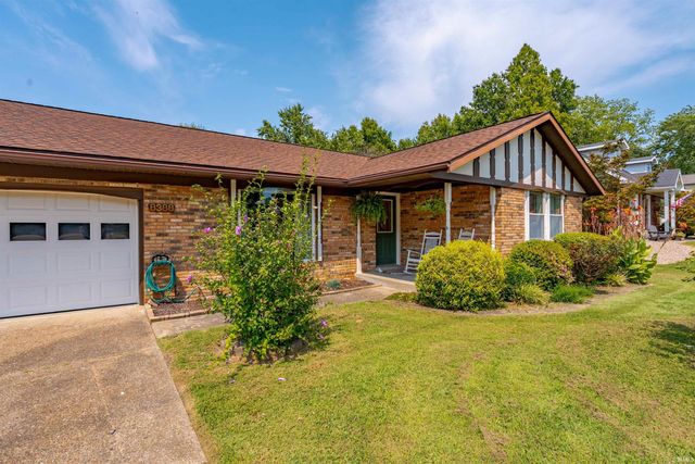 8388 Outer Lincoln Avenue, Newburgh, IN 47630