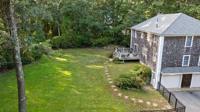 31 Village Drive, East Sandwich, MA 02537