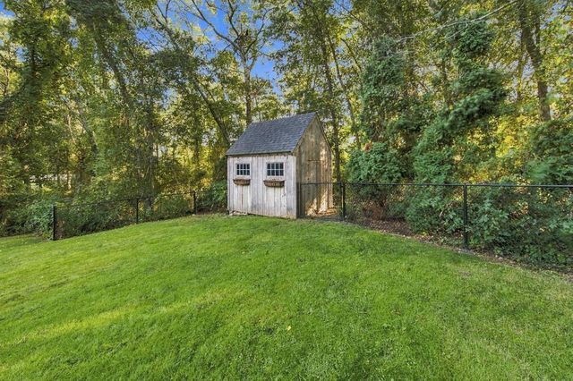 31 Village Drive, East Sandwich, MA 02537