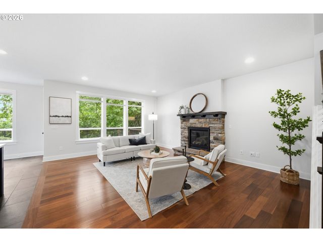 1930 STERLING PARK Pl, Eugene, OR 97408