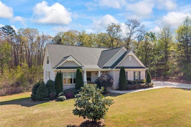 153 Abbington Way, Clarkesville, GA 30523