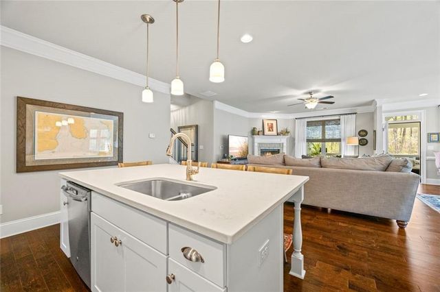 153 Abbington Way, Clarkesville, GA 30523