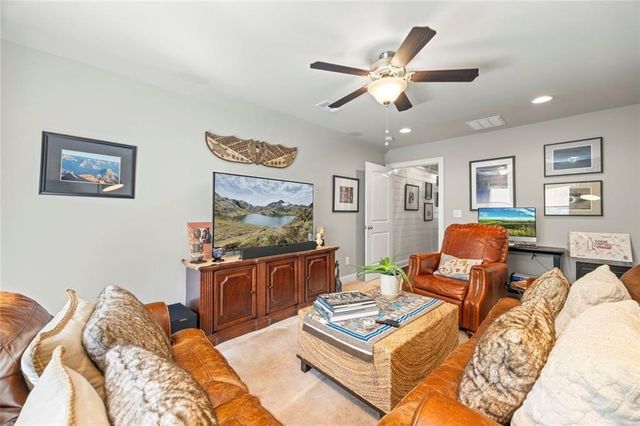 153 Abbington Way, Clarkesville, GA 30523