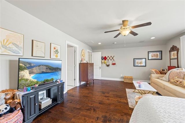 153 Abbington Way, Clarkesville, GA 30523