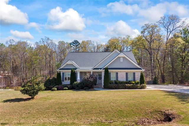 153 Abbington Way, Clarkesville, GA 30523