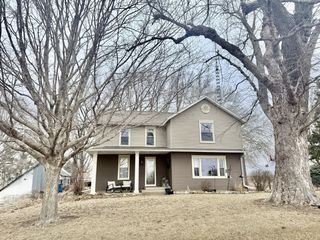 30113 1900 North Avenue, Malden, IL 61337