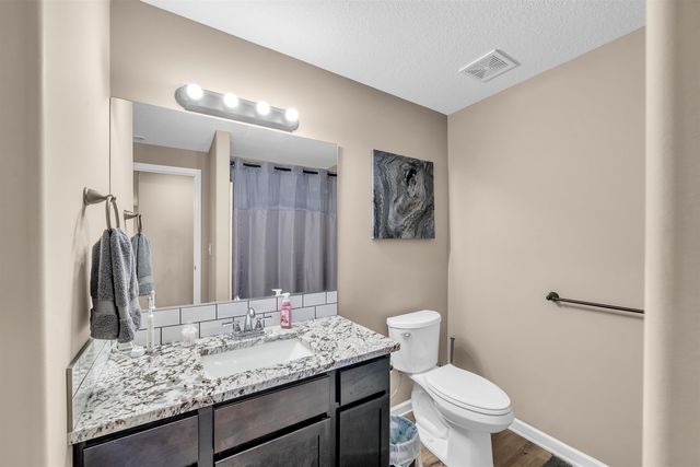 2516 Spring Meadows Ct, Derby, KS 67037