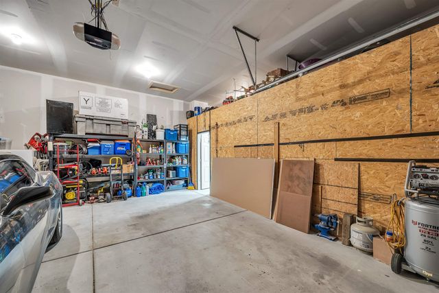 2516 Spring Meadows Ct, Derby, KS 67037